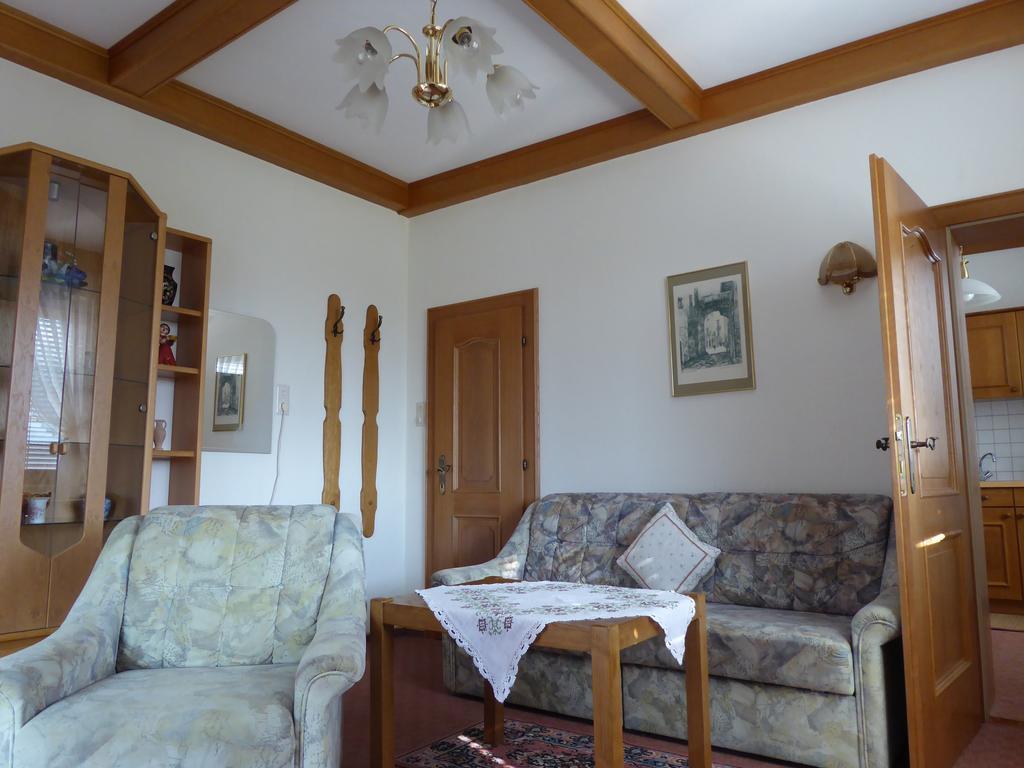 Pension Leyrer Kotschach-Mauthen المظهر الخارجي الصورة